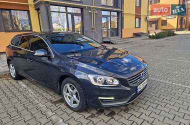 Универсал Volvo V60 2014 в 