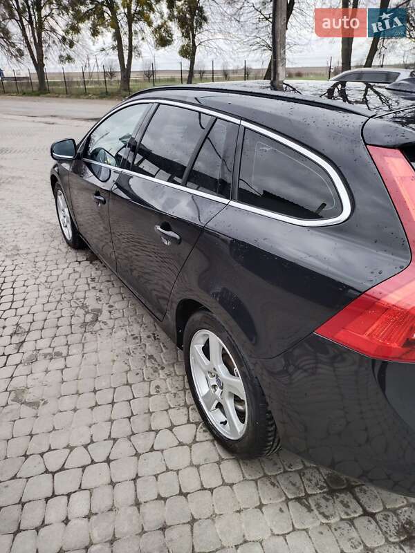 Универсал Volvo V60 2012 в Львове