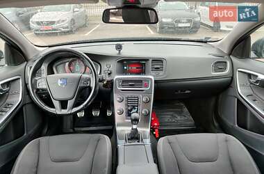 Универсал Volvo V60 2014 в 