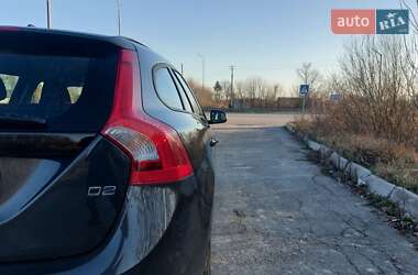 Универсал Volvo V60 2014 в 