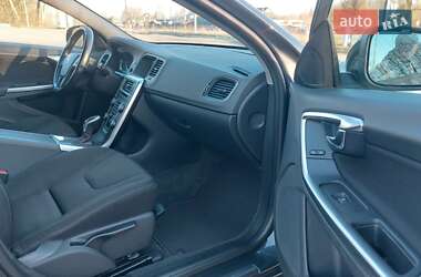 Универсал Volvo V60 2014 в 
