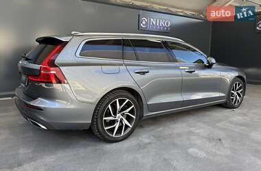 Универсал Volvo V60 2019 в 