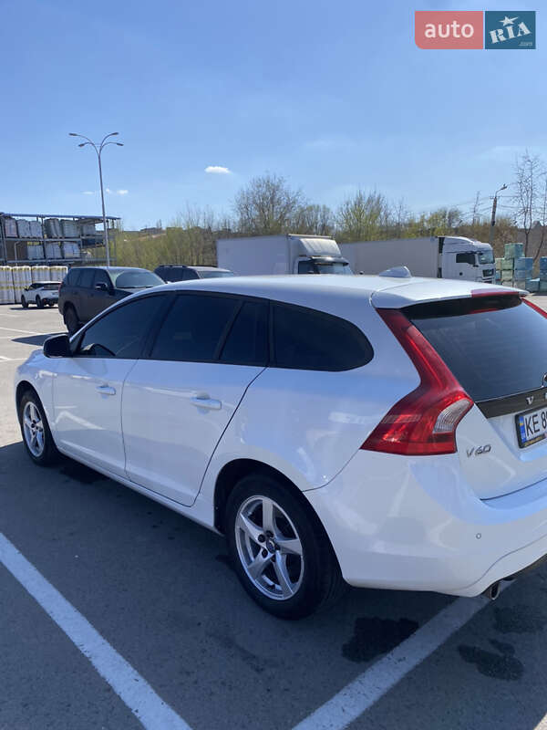 Универсал Volvo V60 2015 в Днепре фото 5 Универсал Volvo V60 2015 в Днепре