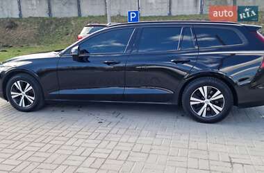 Универсал Volvo V60 2019 в 