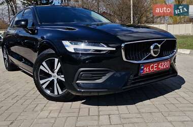 Универсал Volvo V60 2019 в 