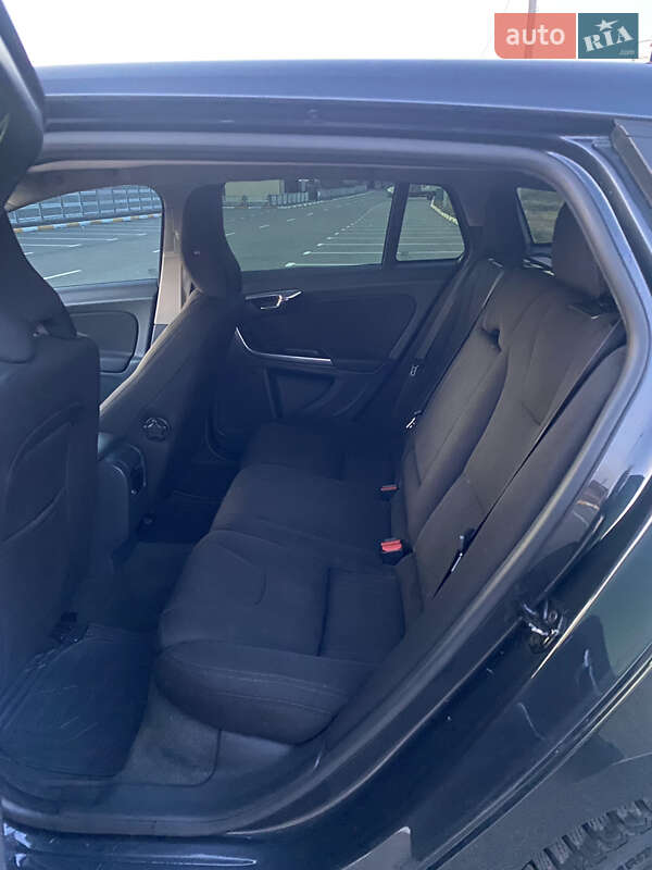 Універсал Volvo V60 2011 в Києві