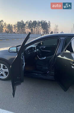 Универсал Volvo V60 2011 в 