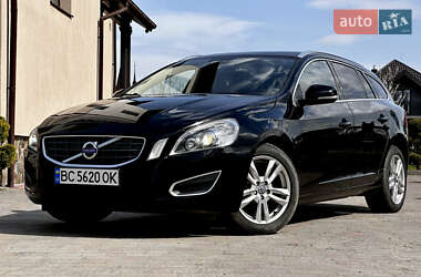 Универсал Volvo V60 2010 в 