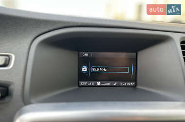Универсал Volvo V60 2010 в 