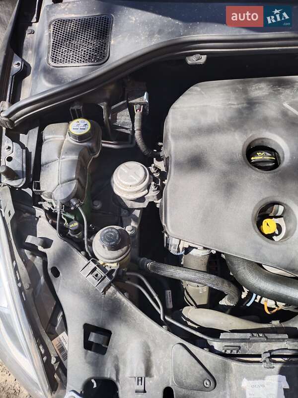 Универсал Volvo V60 2012 в Львове