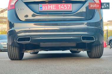 Универсал Volvo V60 2014 в 
