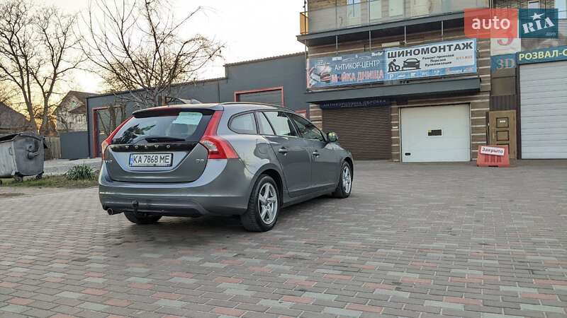 Универсал Volvo V60 2018 в Киеве фото 3 Универсал Volvo V60 2018 в Киеве