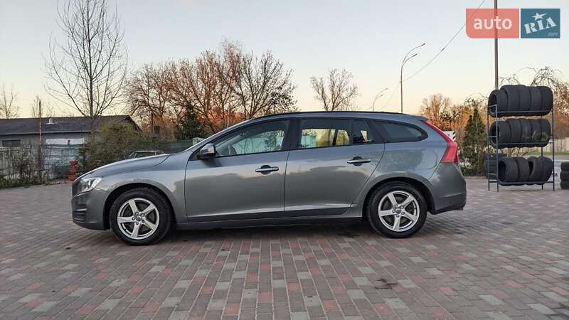 Универсал Volvo V60 2018 в Киеве фото 12 Универсал Volvo V60 2018 в Киеве