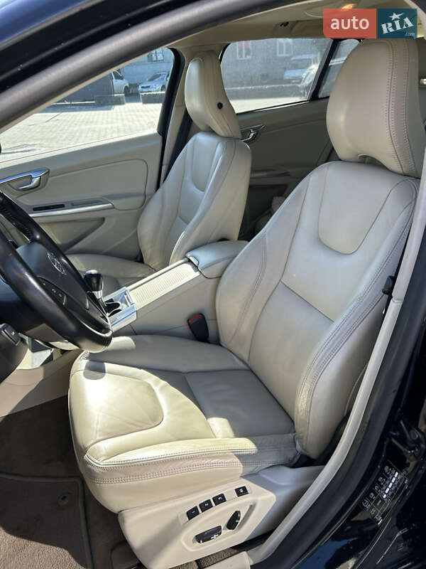 Универсал Volvo V60 2012 в Львове