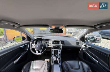 Универсал Volvo V60 2014 в 