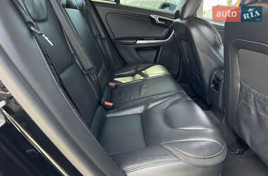 Универсал Volvo V60 2014 в 