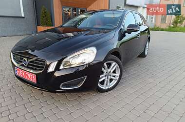 Універсал Volvo V60 2013 в 