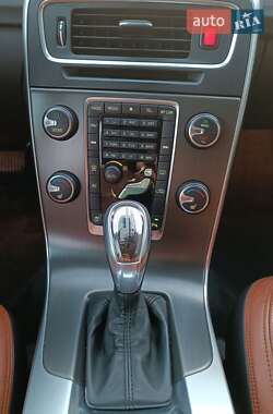 Універсал Volvo V60 2013 в 