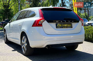 Универсал Volvo V60 2016 в 