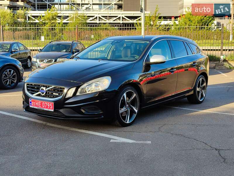 Volvo V60 2011