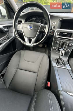 Универсал Volvo V60 2017 в 