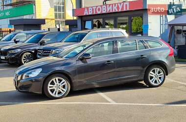 Универсал Volvo V60 2011 в 