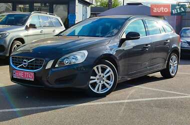 Универсал Volvo V60 2011 в 