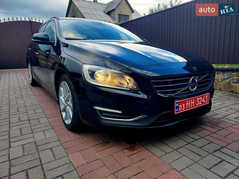 Универсал Volvo V60 2016 в 