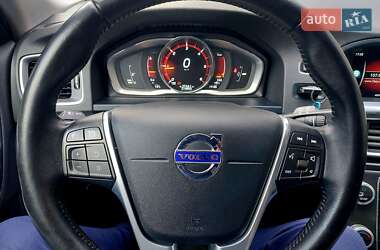 Универсал Volvo V60 2016 в 