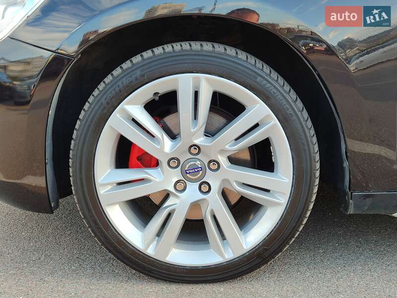 Универсал Volvo V60 2011 в Киеве