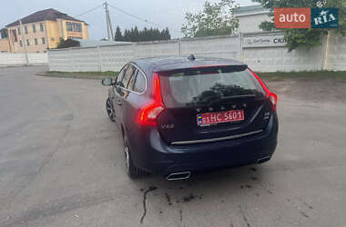 Универсал Volvo V60 2014 в 