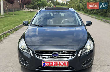 Универсал Volvo V60 2012 в 