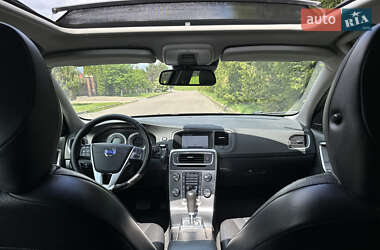 Универсал Volvo V60 2012 в 