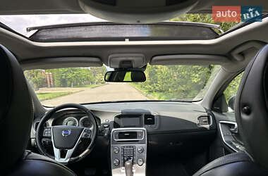 Универсал Volvo V60 2012 в 