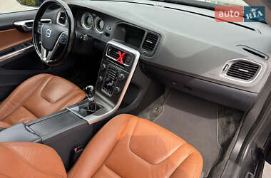 Универсал Volvo V60 2013 в 