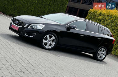 Универсал Volvo V60 2013 в 
