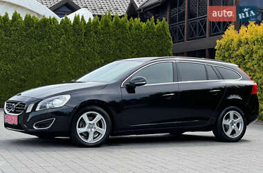 Универсал Volvo V60 2013 в 