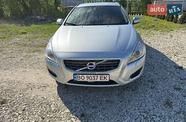 Volvo V60 2011 Volvo V60 2011