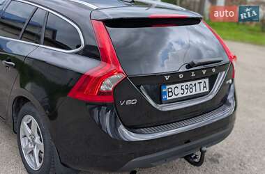 Универсал Volvo V60 2011 в 