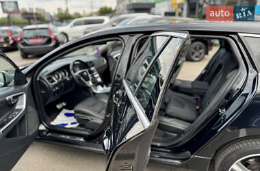 Універсал Volvo V60 2012 в 