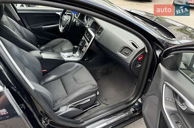 Універсал Volvo V60 2012 в 