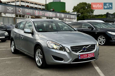 Универсал Volvo V60 2011 в 
