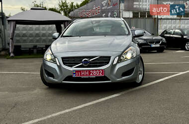 Универсал Volvo V60 2011 в 