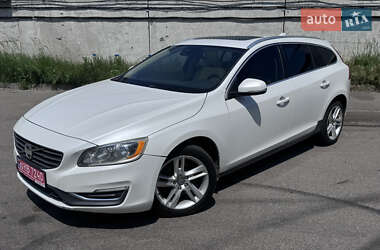 Универсал Volvo V60 2015 в Киеве
