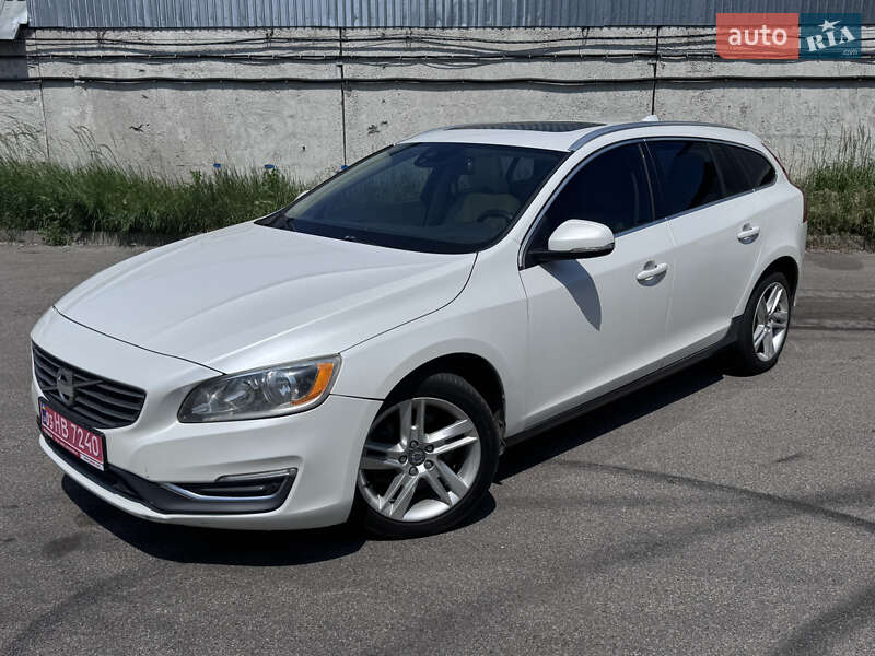 Volvo V60 2015