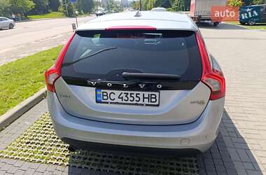 Универсал Volvo V60 2011 в 