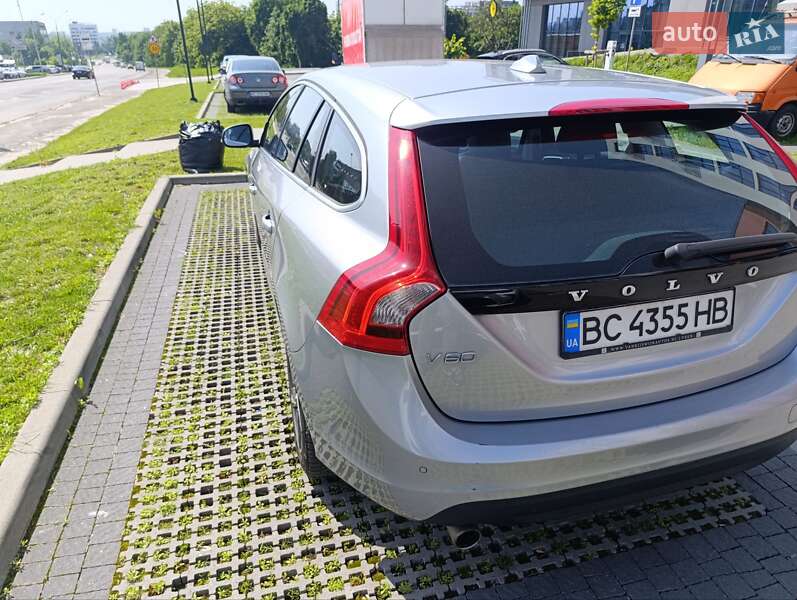 Универсал Volvo V60 2011 в Львове фото 12 Универсал Volvo V60 2011 в Львове