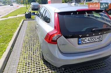 Универсал Volvo V60 2011 в 