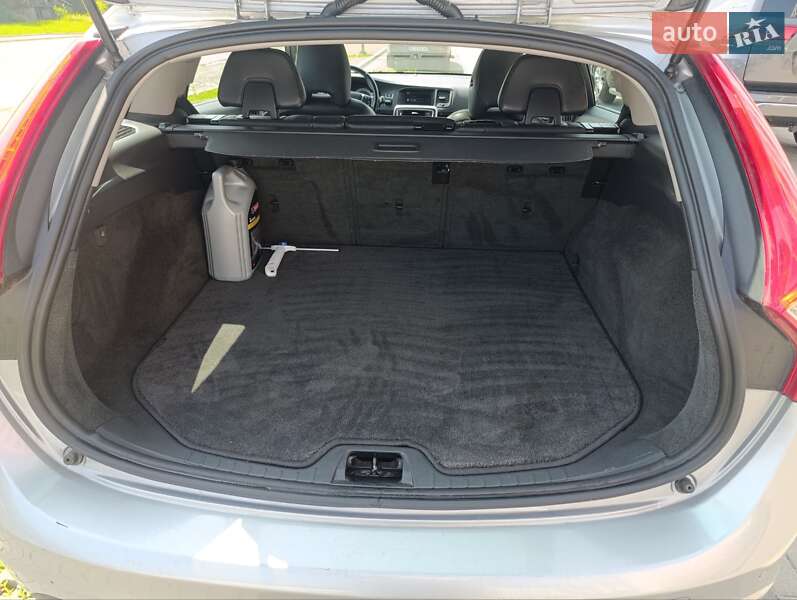 Универсал Volvo V60 2011 в Львове фото 44 Универсал Volvo V60 2011 в Львове