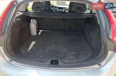 Универсал Volvo V60 2011 в 